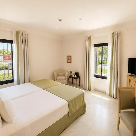 Готель Jerez 5*