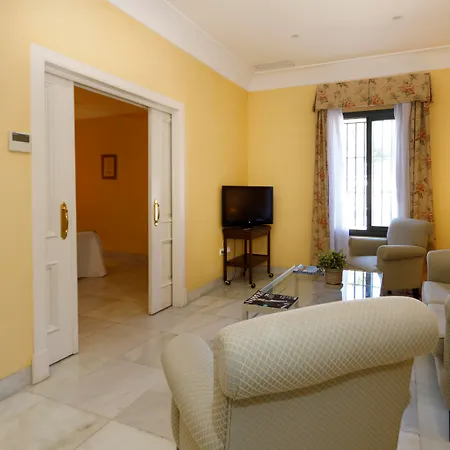 Готель Jerez 5*