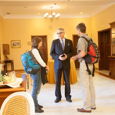 Готель Jerez 5*